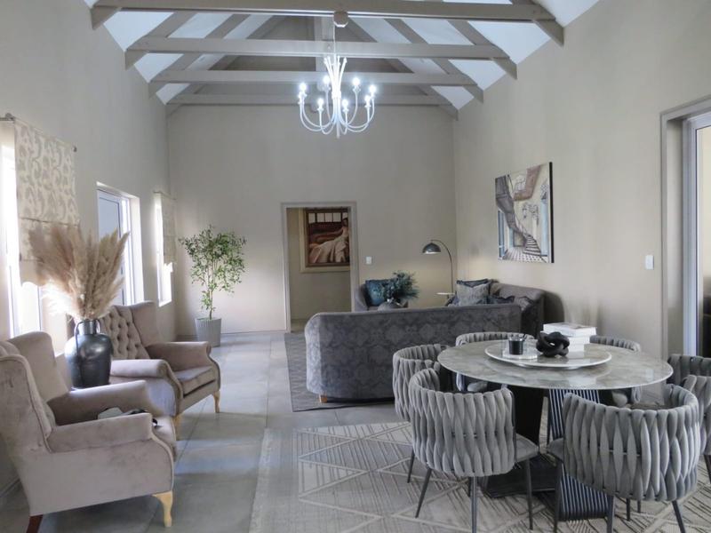 4 Bedroom Property for Sale in Kingswood Golf Estate Western Cape